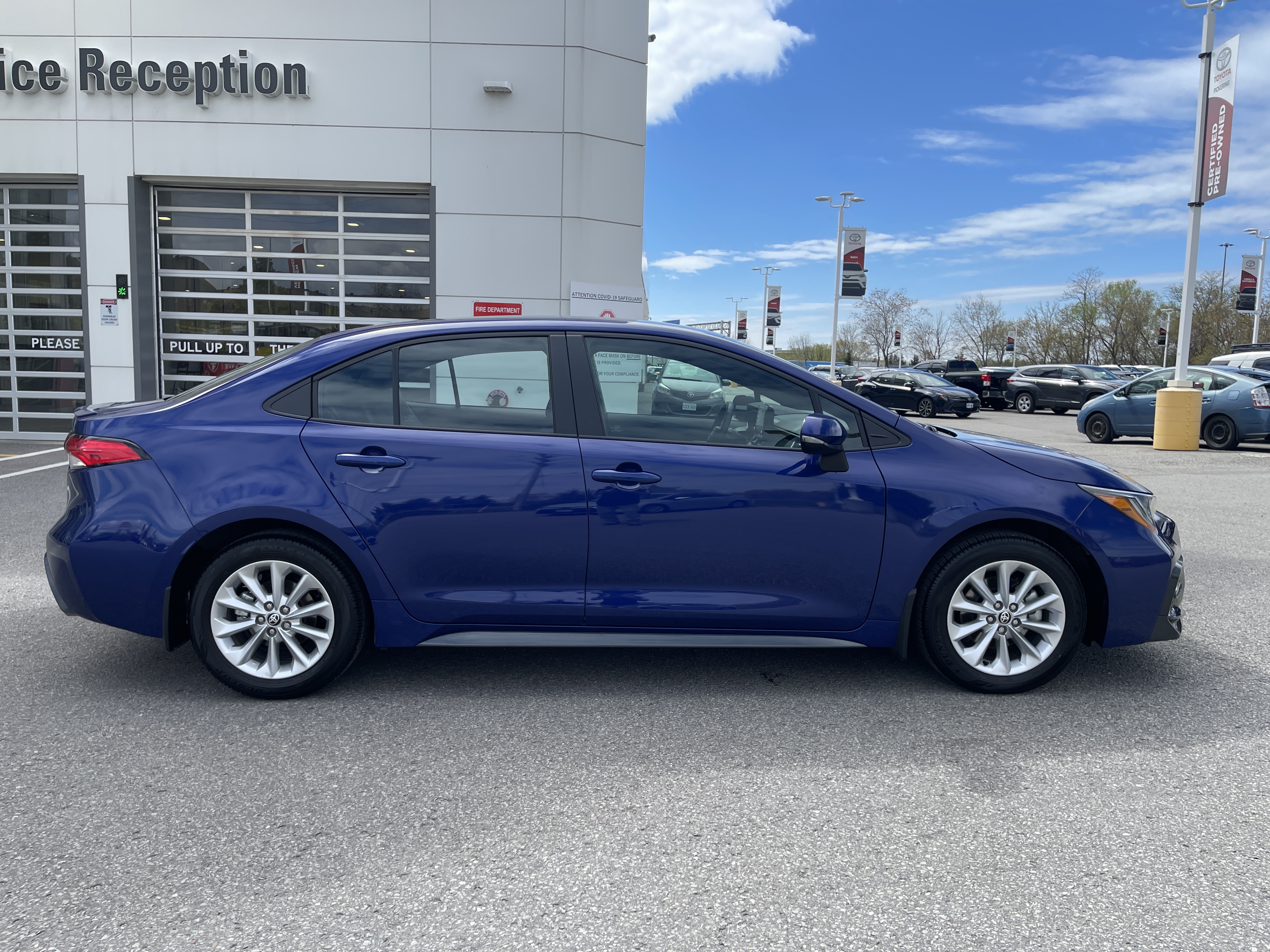 2022 Toyota Corolla SE CVT