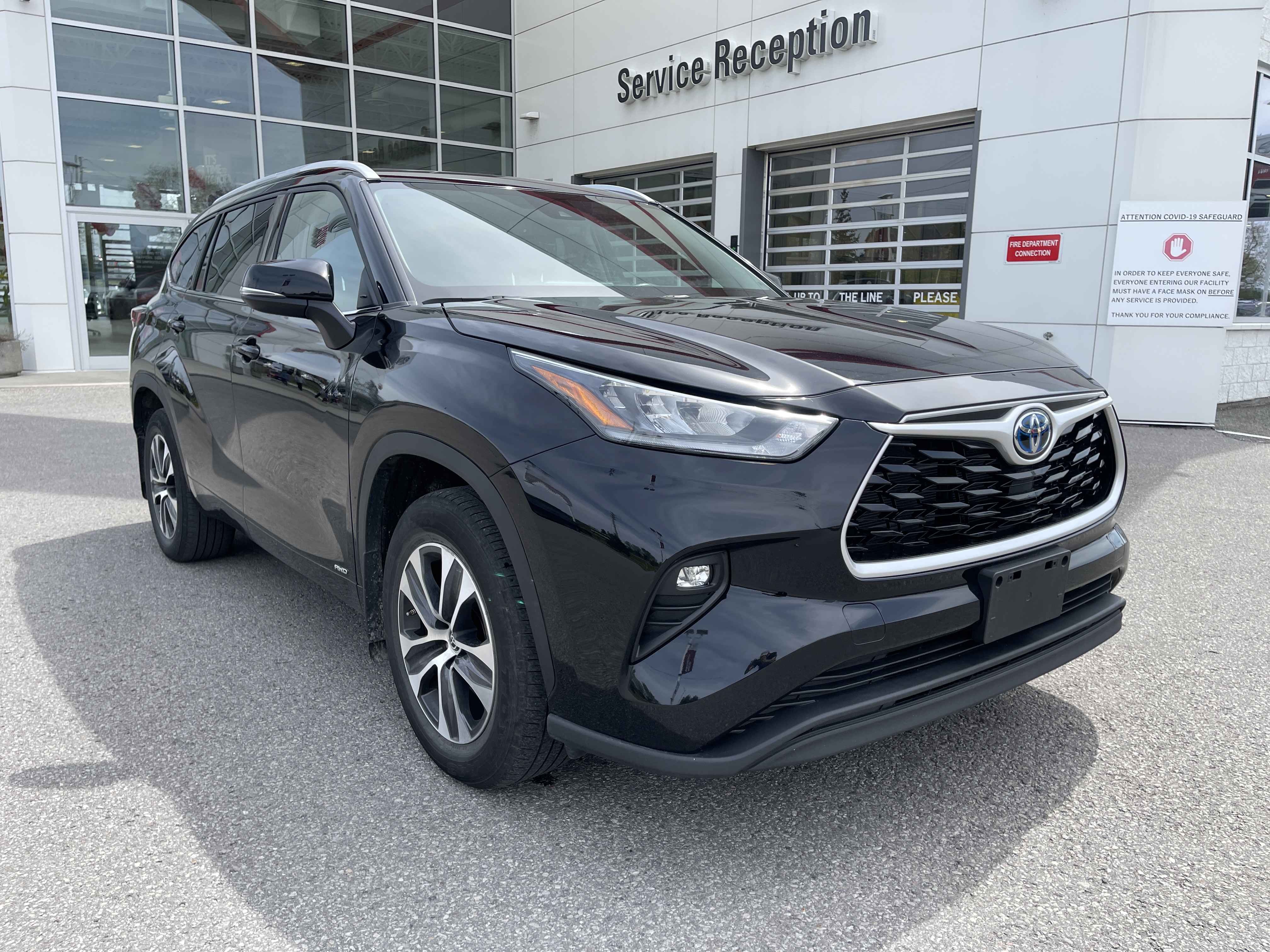 2022 Toyota Highlander Hybrid XLE
