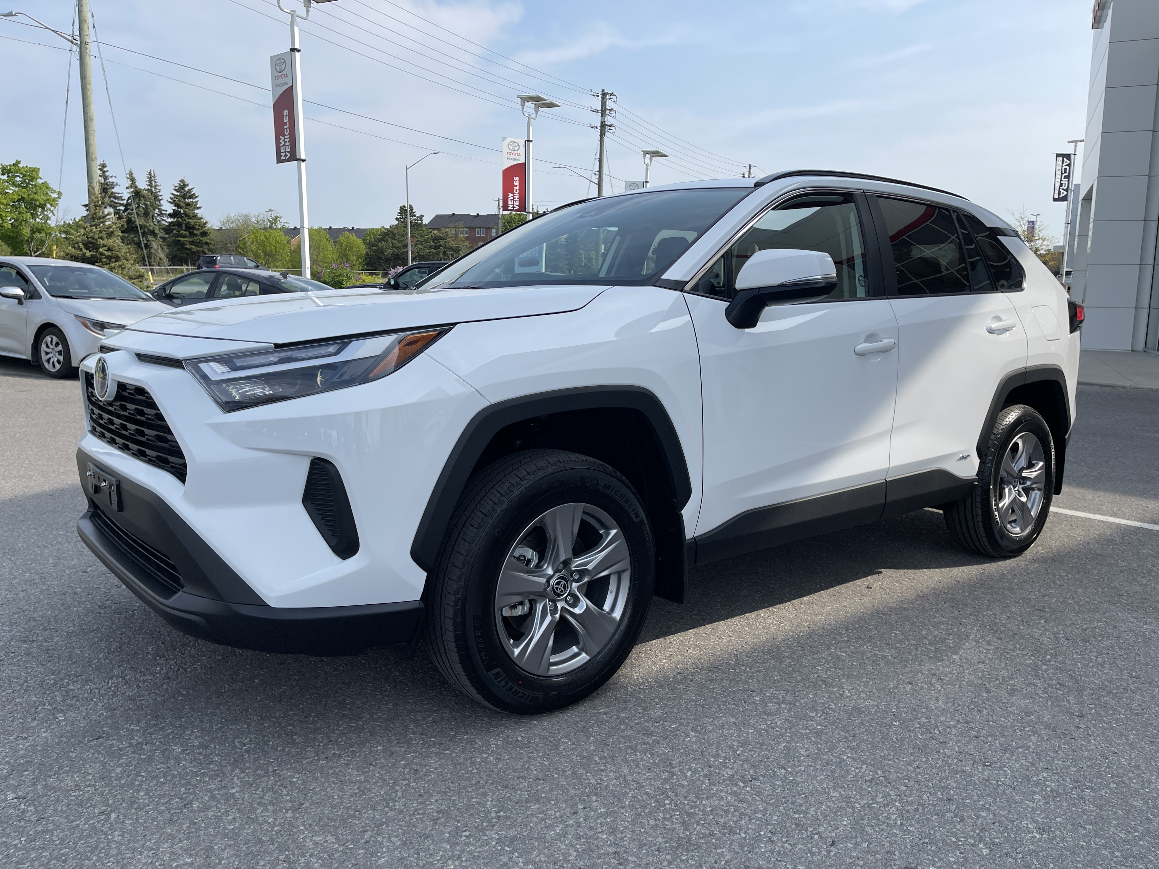 2023 Toyota RAV4 Hybrid LE
