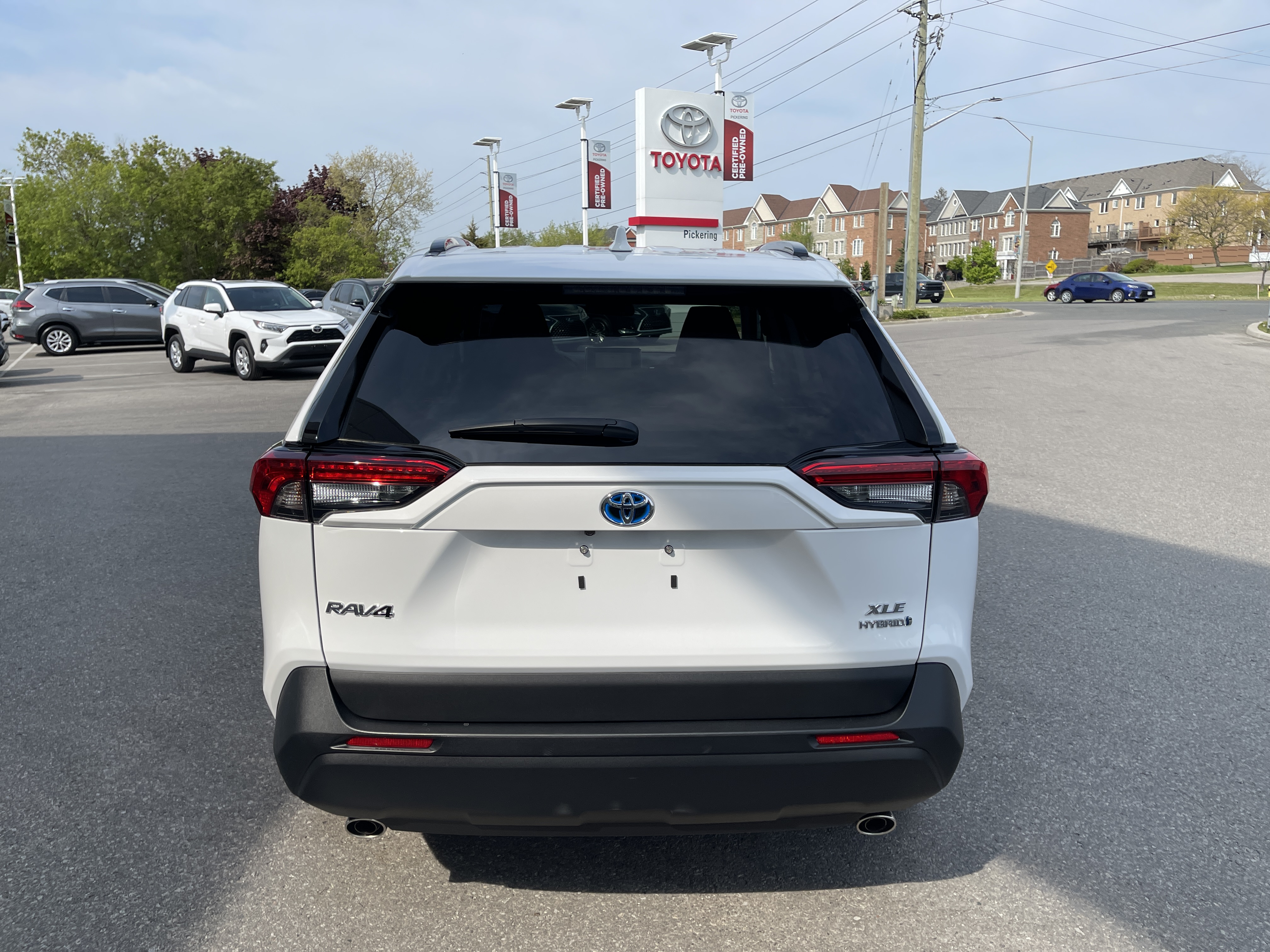 2023 Toyota RAV4 Hybrid LE