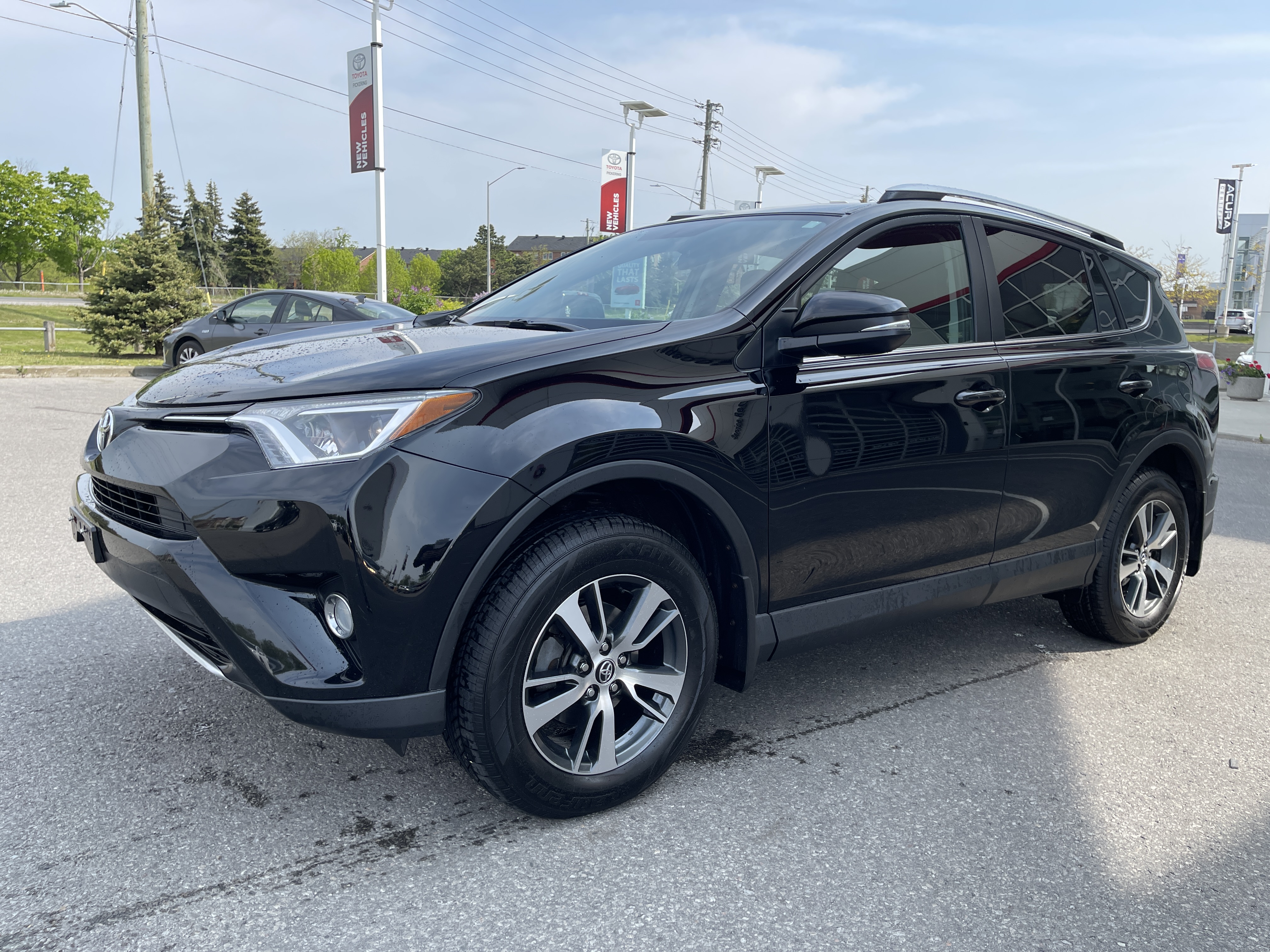 2016 Toyota RAV4 FWD 4DR XLE
