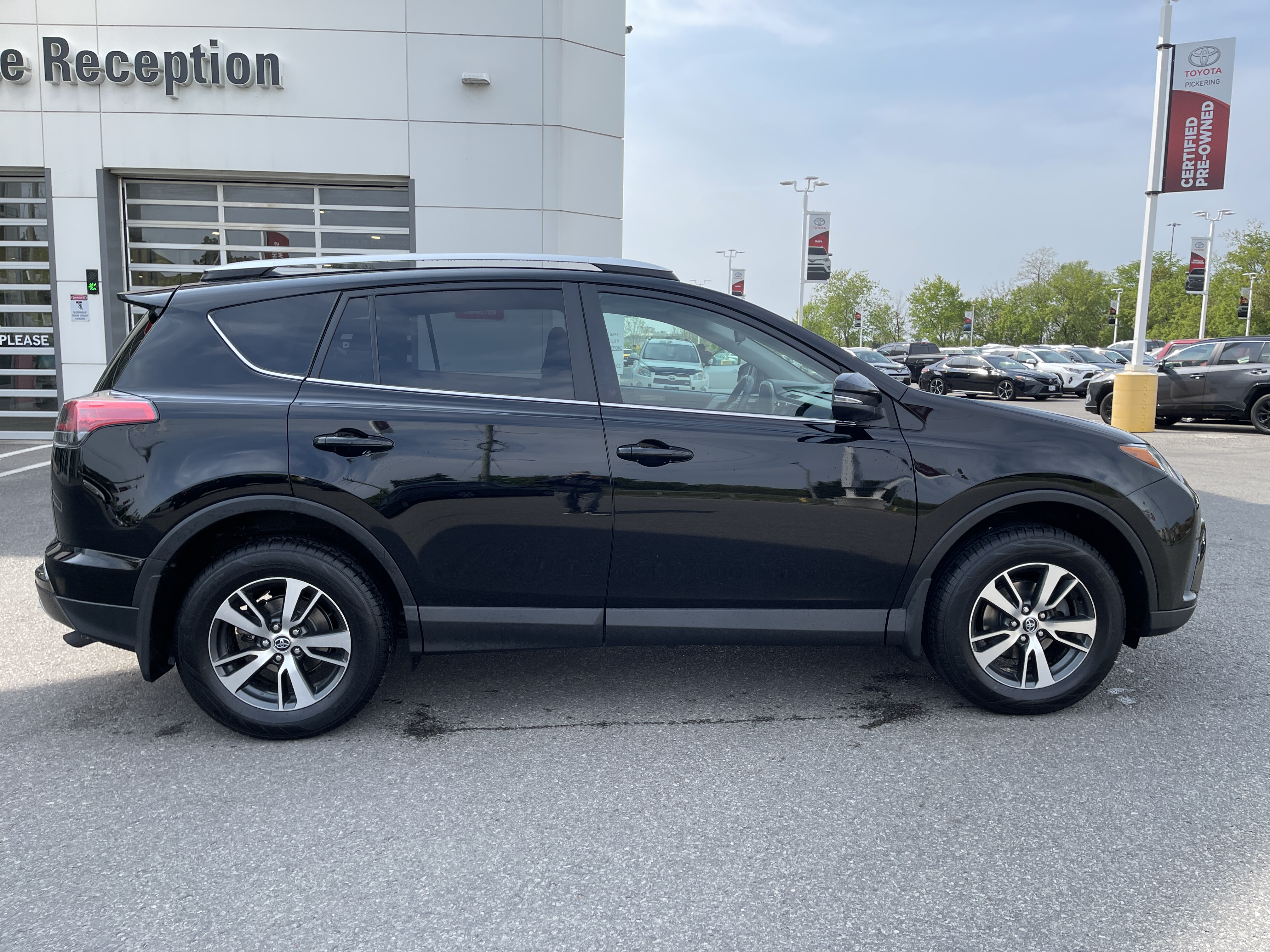 2016 Toyota RAV4 FWD 4DR XLE