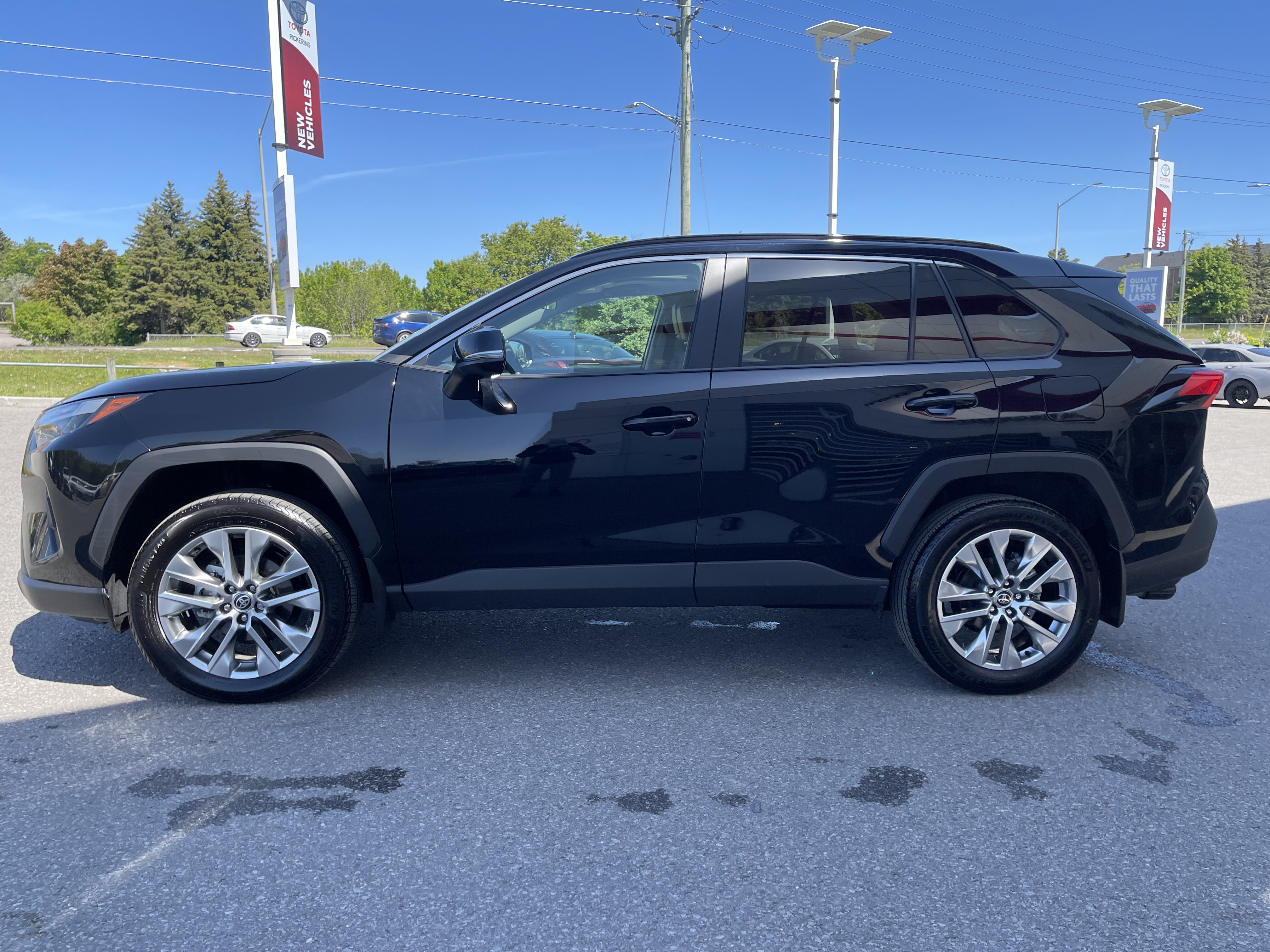 2023 Toyota RAV4 4DR AWD XLE