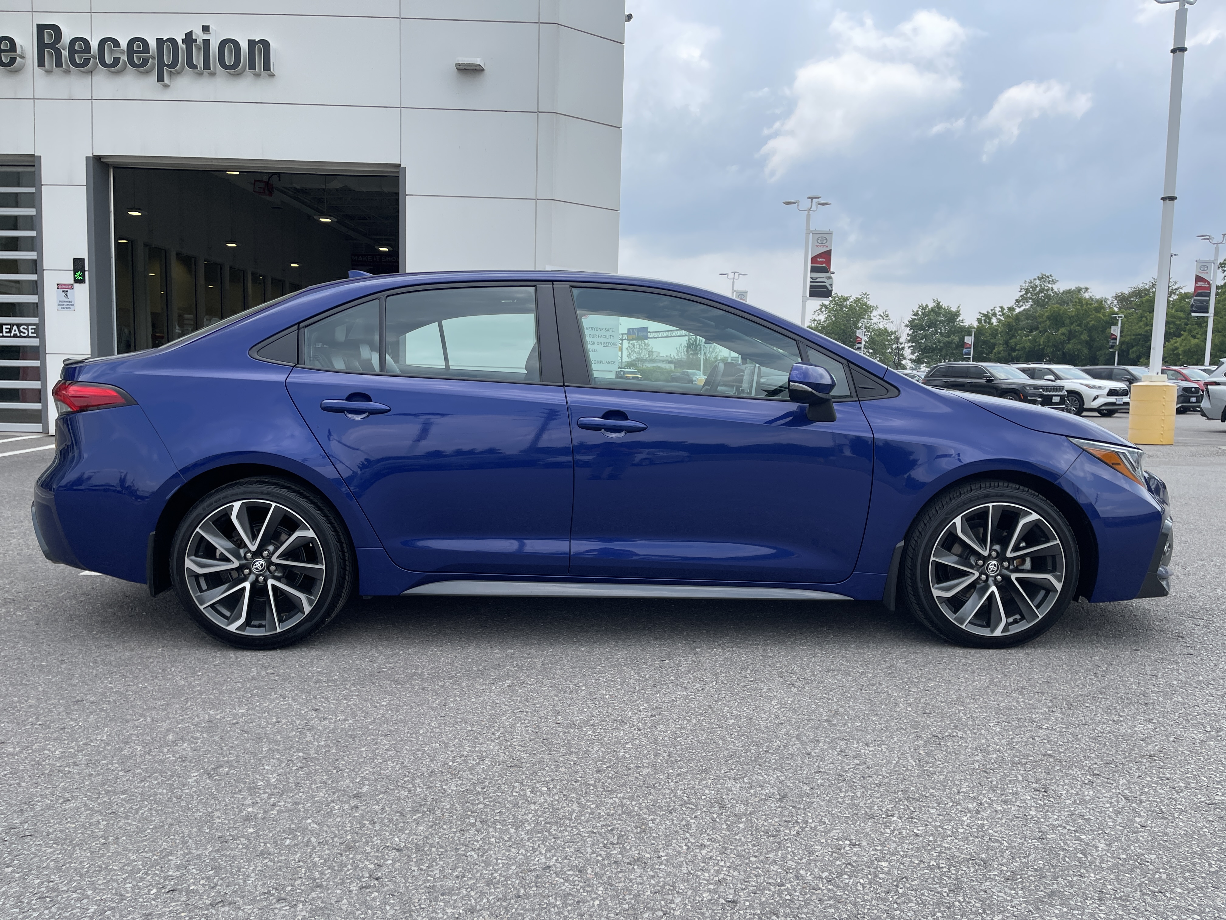 2020 Toyota Corolla Tech pack leather roof Navi