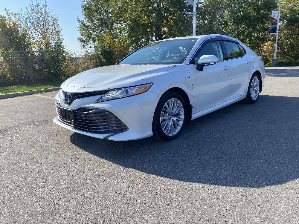 2019 Toyota Camry Hybrid 