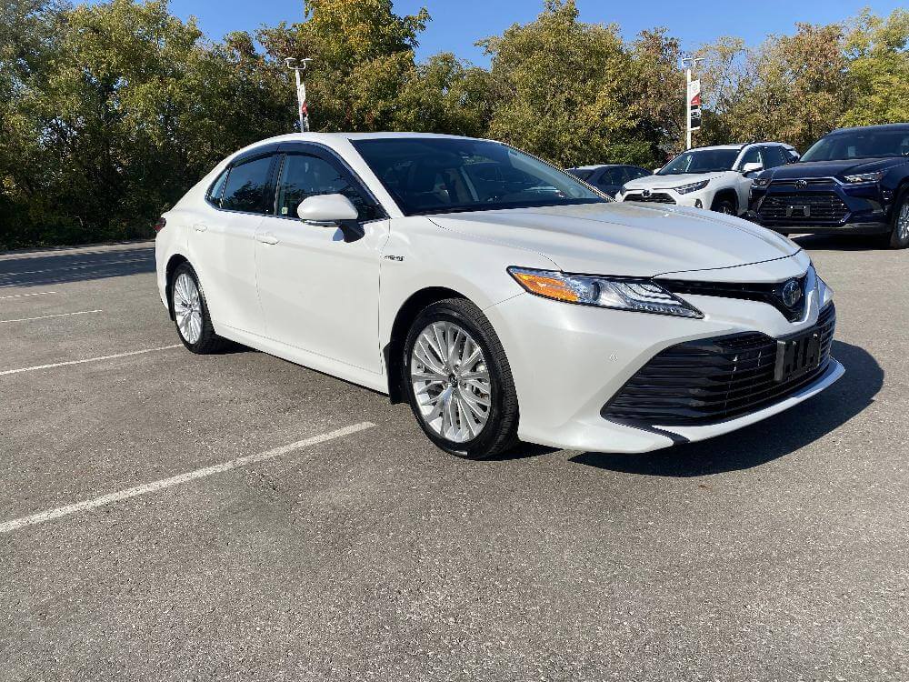 2019 Toyota Camry Hybrid 