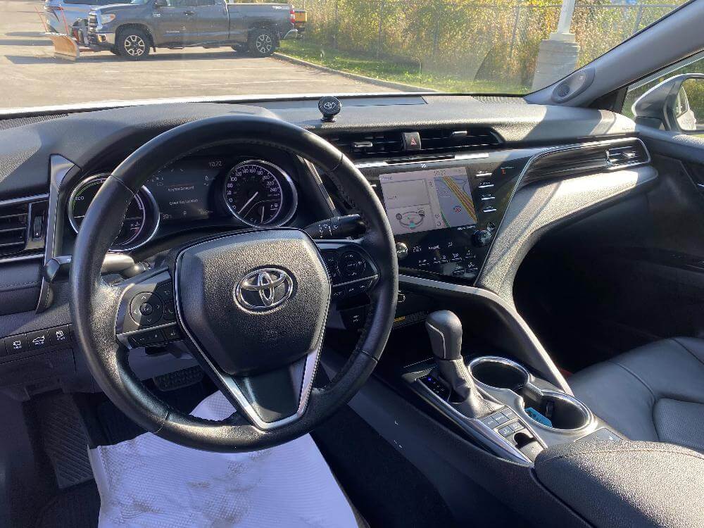2019 Toyota Camry Hybrid 