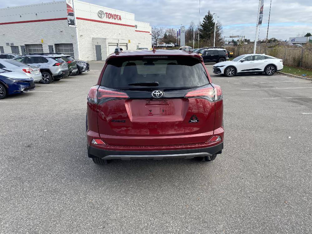 2018 Toyota RAV4 AWD 4DR XLE