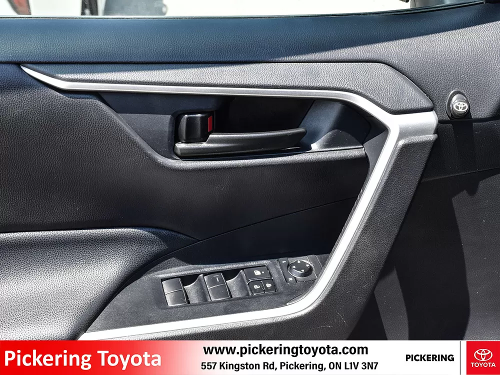 2020 Toyota RAV4 LE AWD