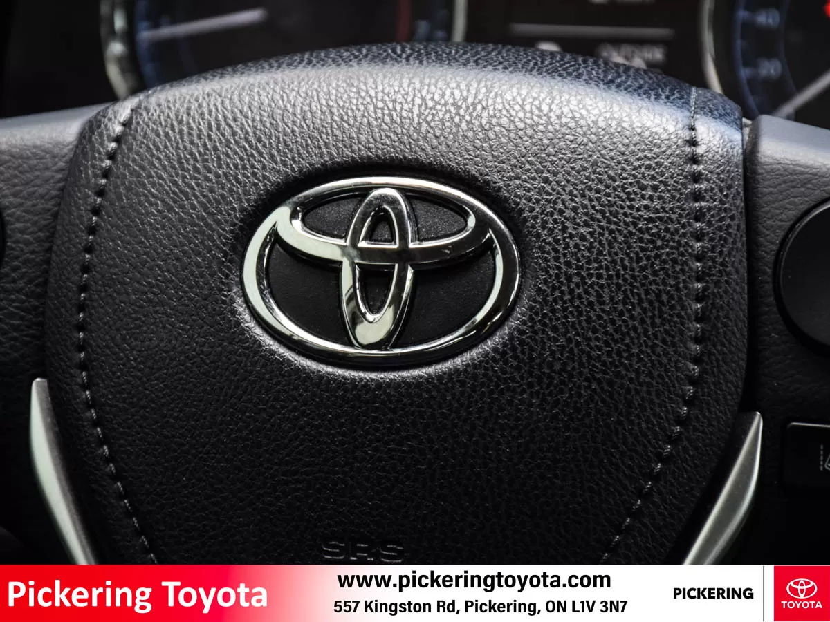 2017 Toyota Corolla 4dr Sdn CVT LE