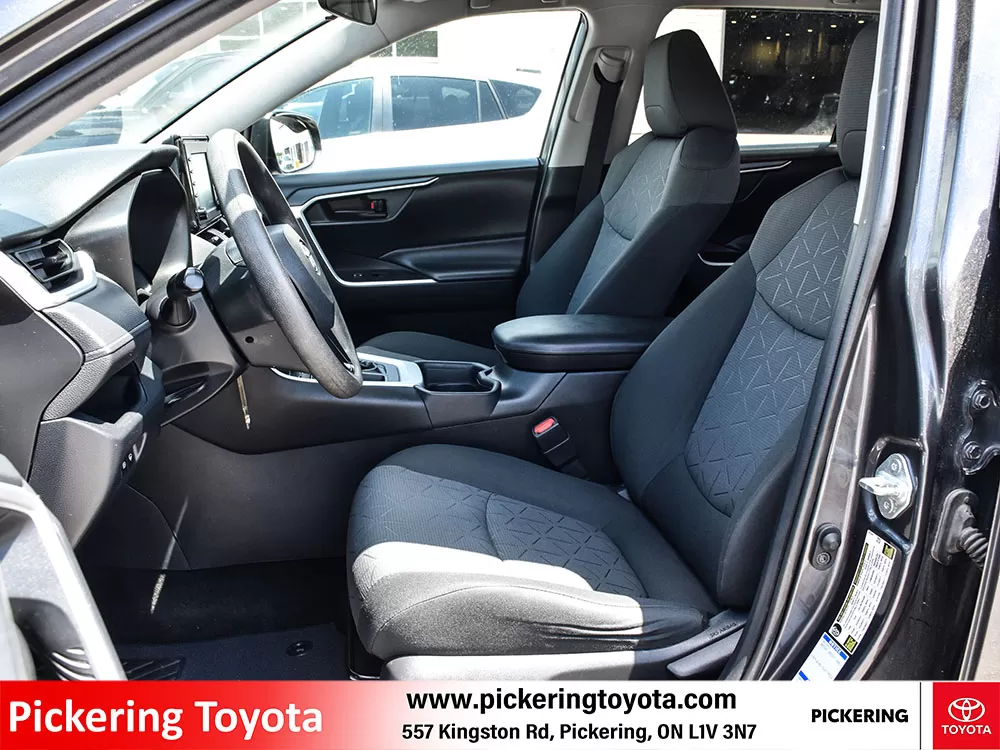 2020 Toyota RAV4 LE AWD