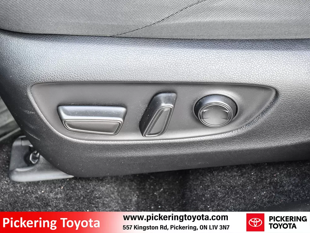 2022 Toyota Venza LE