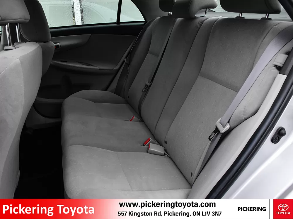 2011 Toyota Corolla 4dr Sdn Auto LE