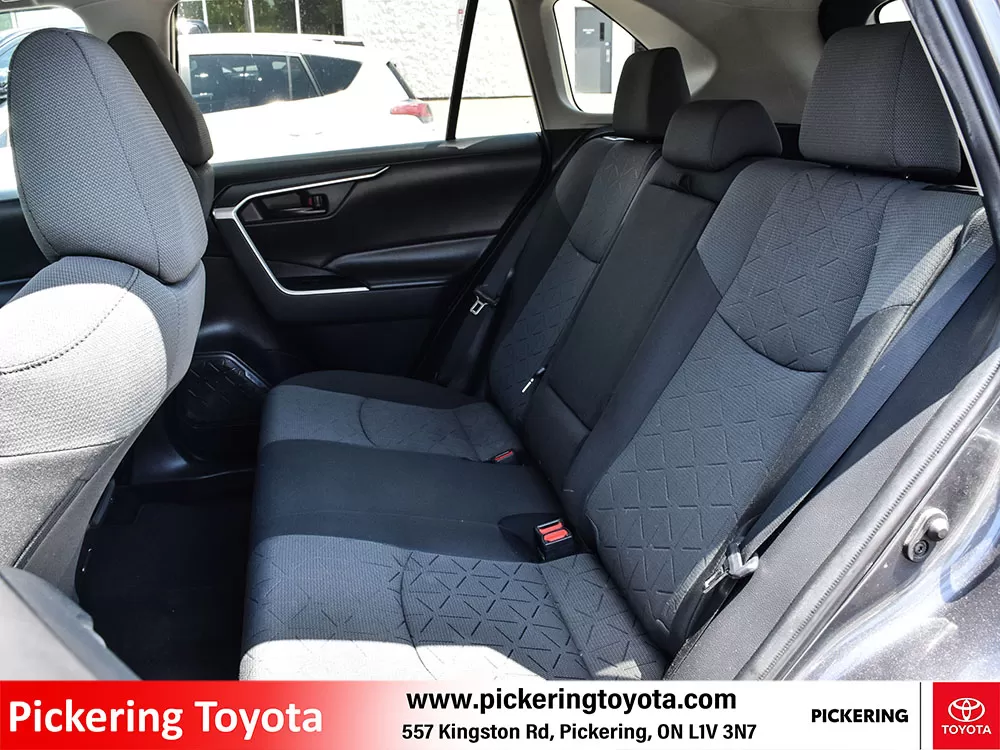 2020 Toyota RAV4 LE AWD