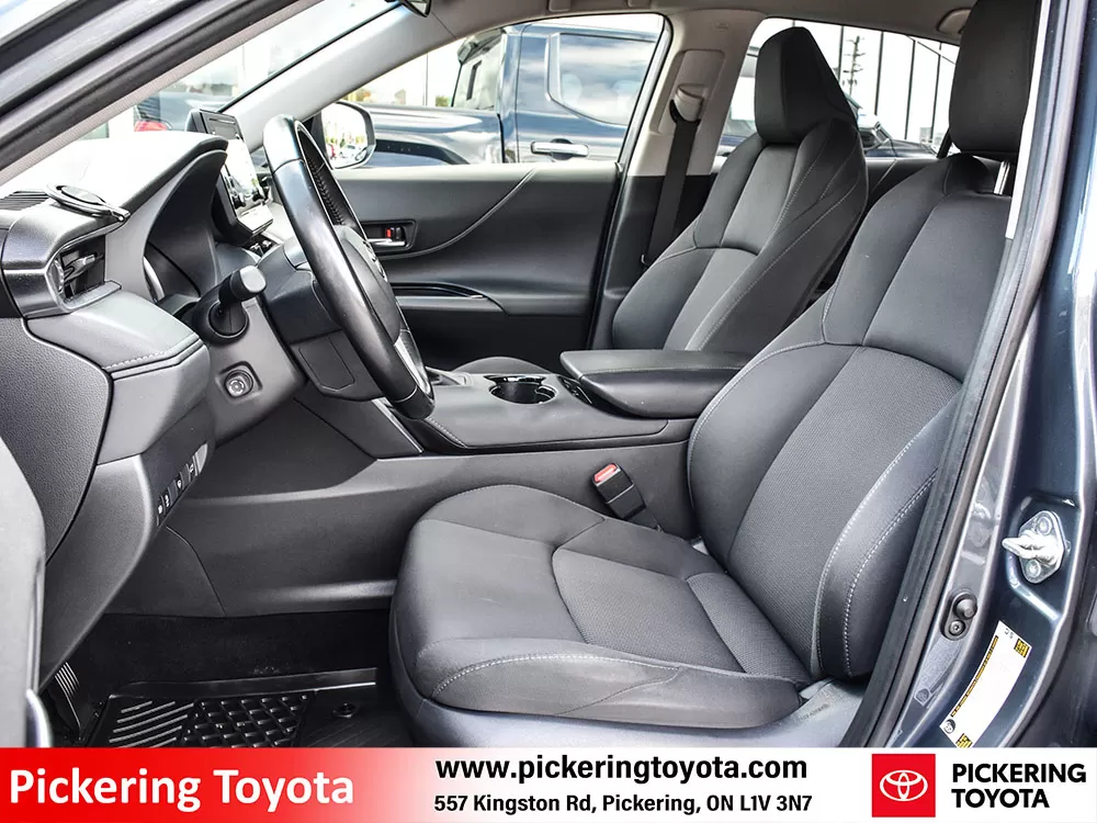 2022 Toyota Venza LE