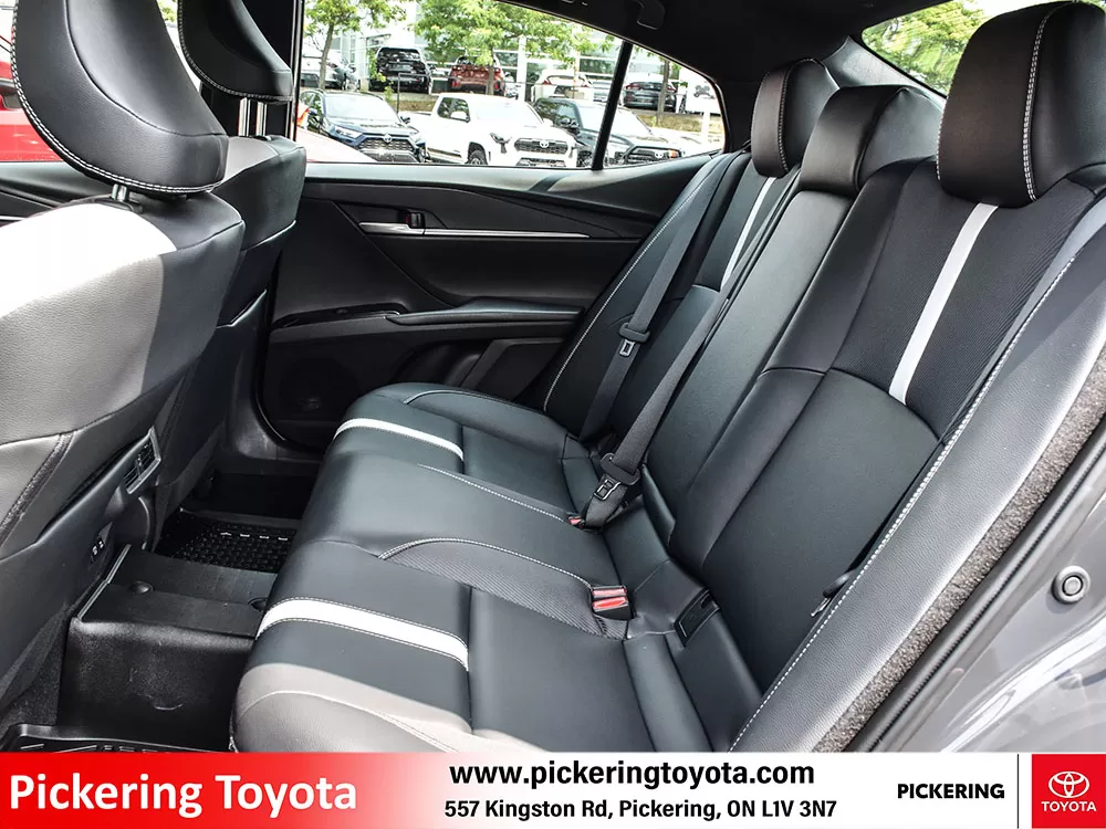 2025 Toyota Camry Hybrid SE