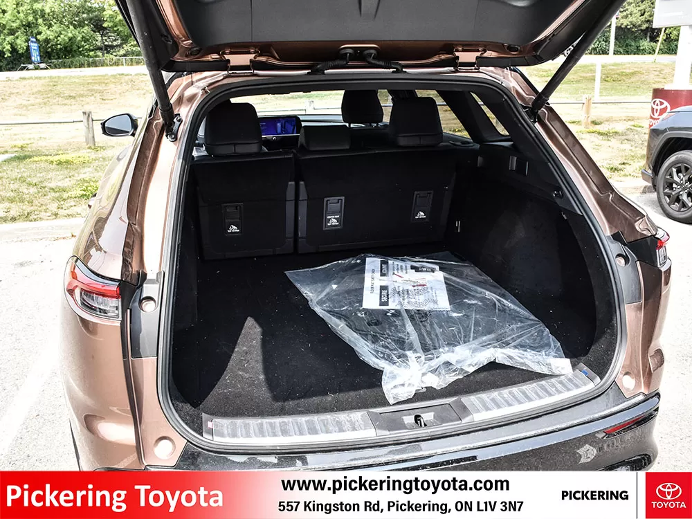 2025 Toyota Crown Signia Limited