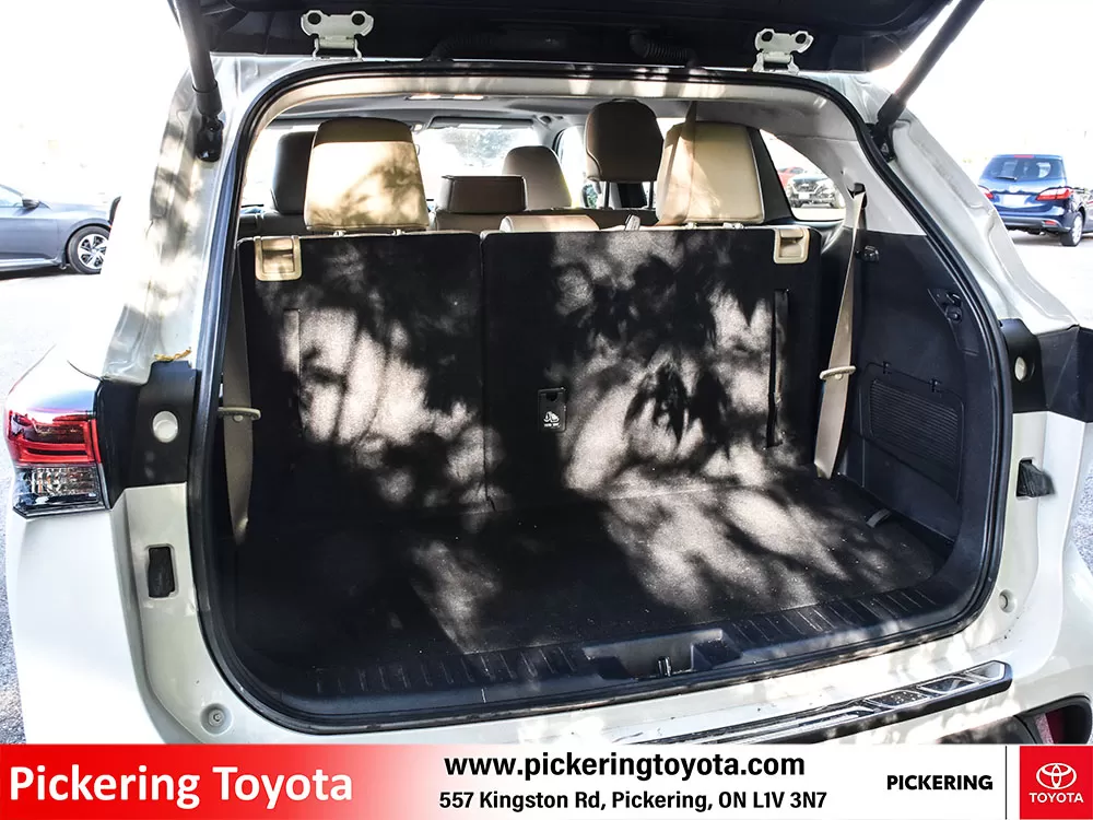 2024 Toyota Highlander Hybrid XLE