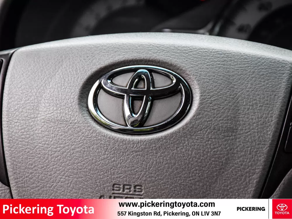 2011 Toyota Sienna 5dr SE 8-Pass FWD