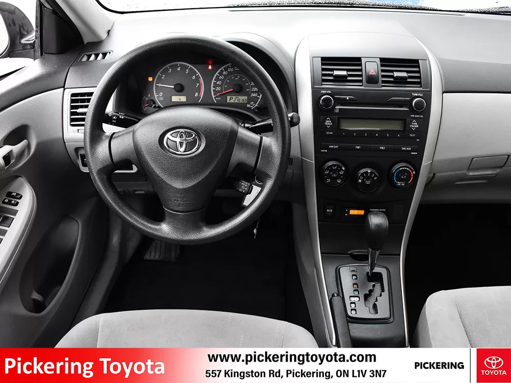 2011 Toyota Corolla 4dr Sdn Auto LE