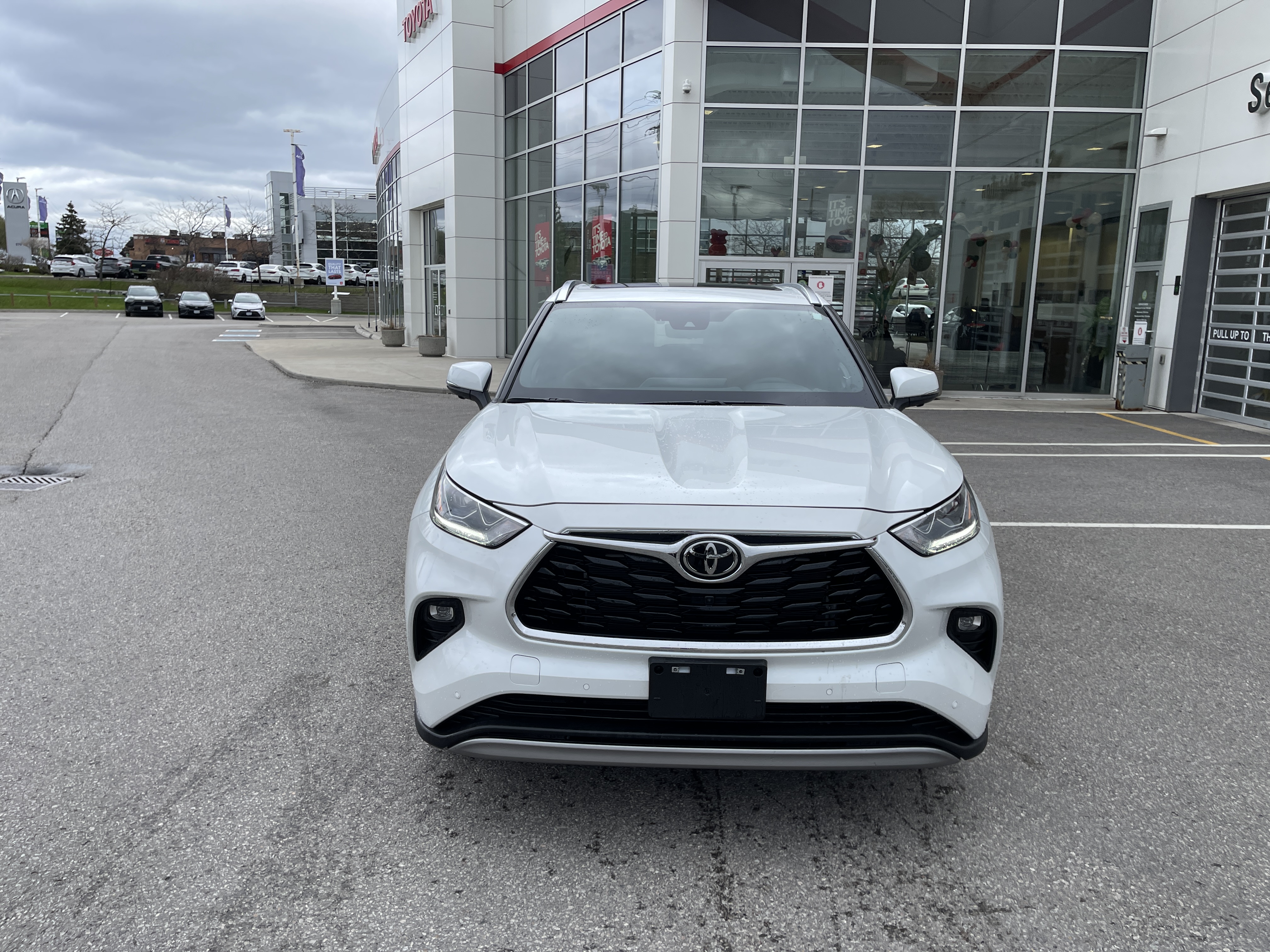 2023 Toyota Highlander LIMITED
