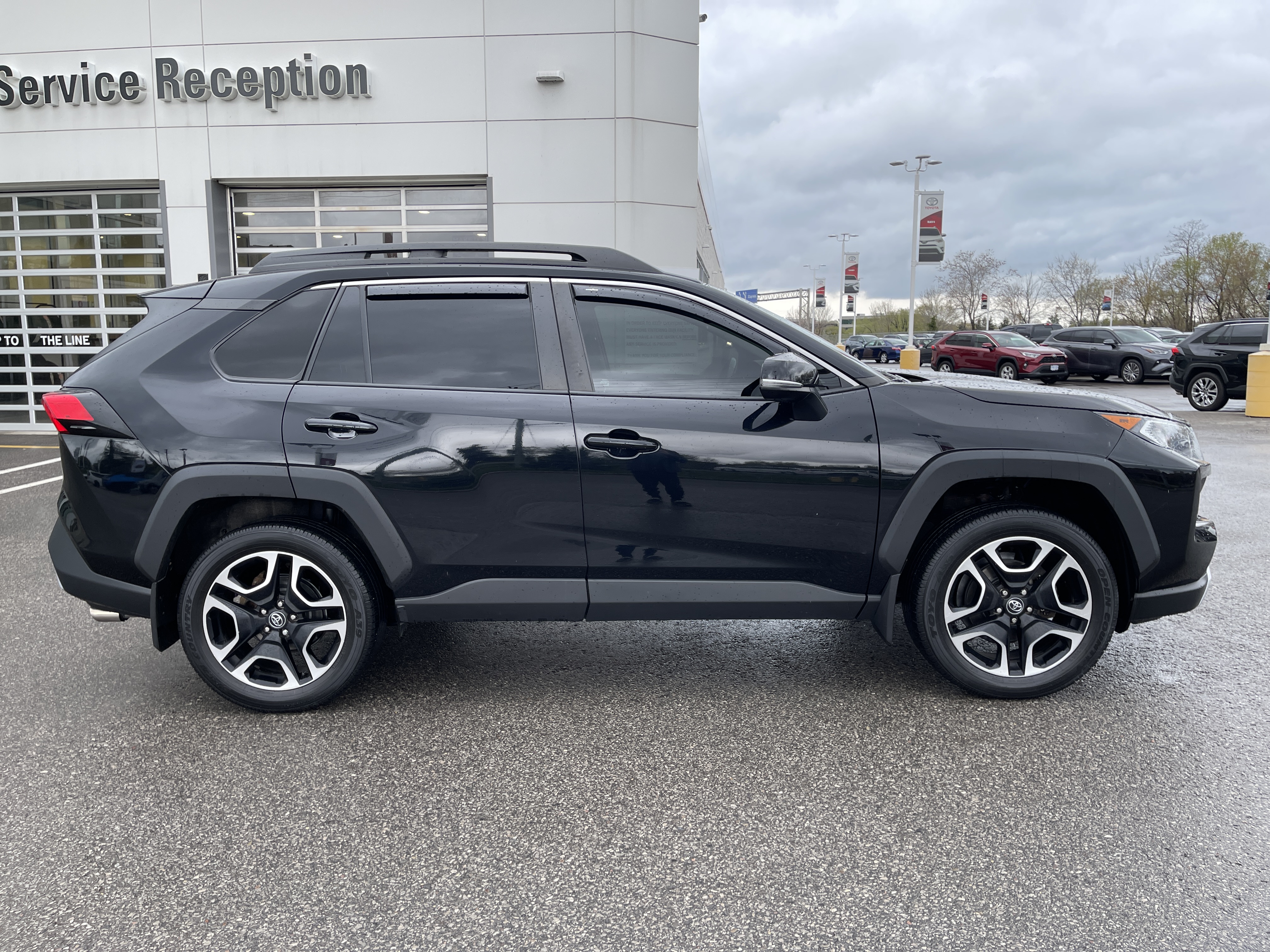 2019 Toyota RAV4 AWD Trail
