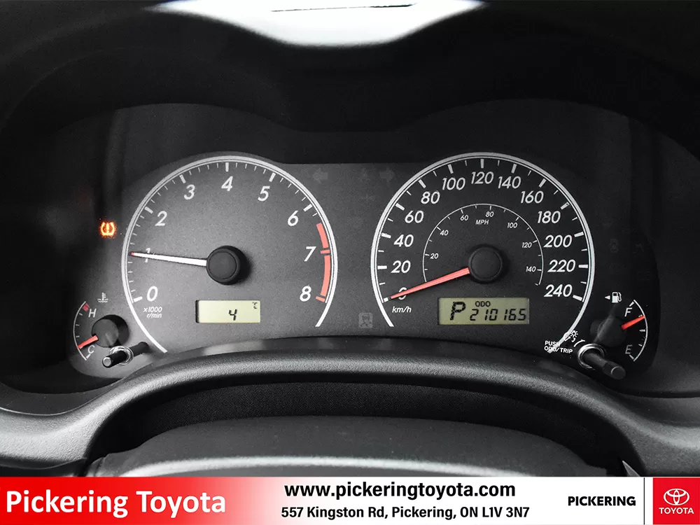 2011 Toyota Corolla 4dr Sdn Auto LE