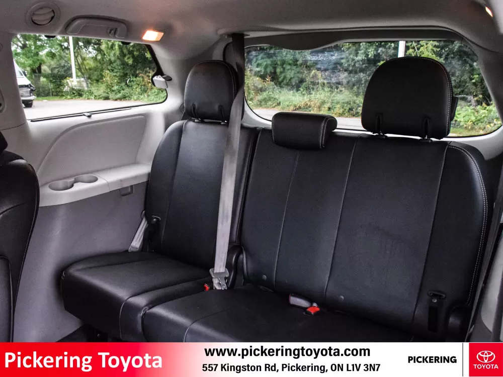2011 Toyota Sienna 5dr SE 8-Pass FWD