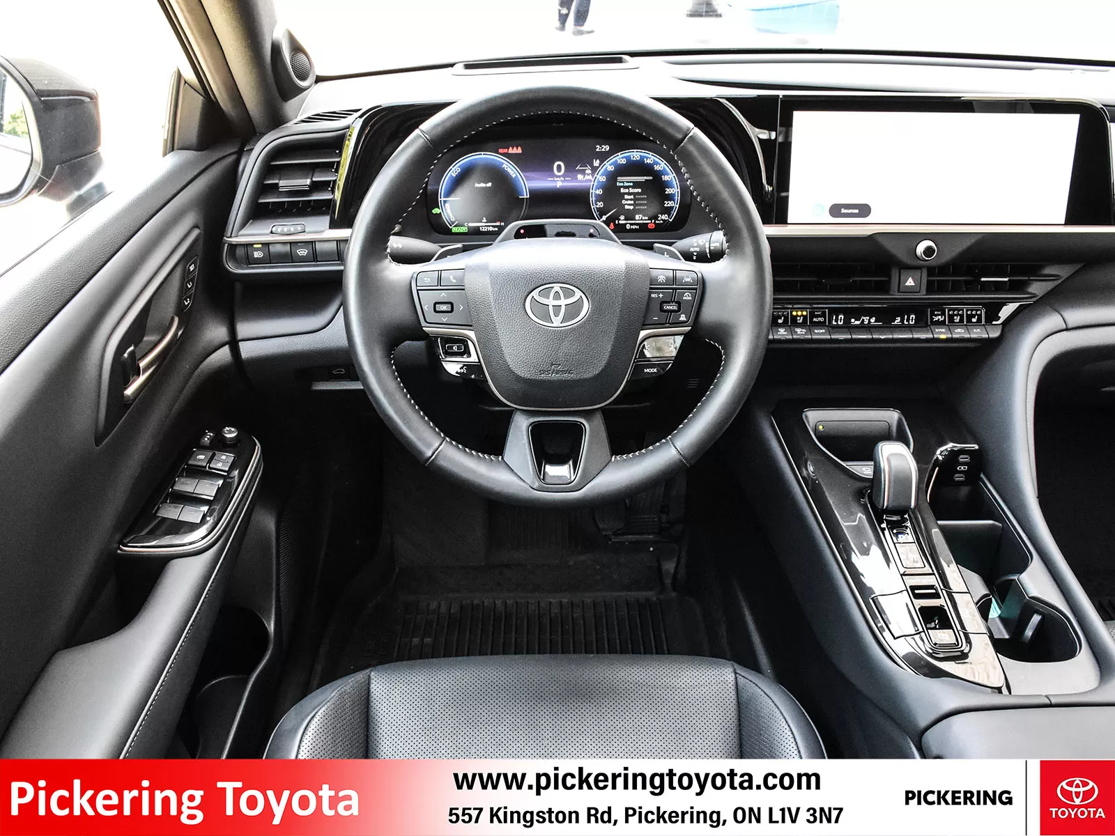 2025 Toyota Crown Platinum 