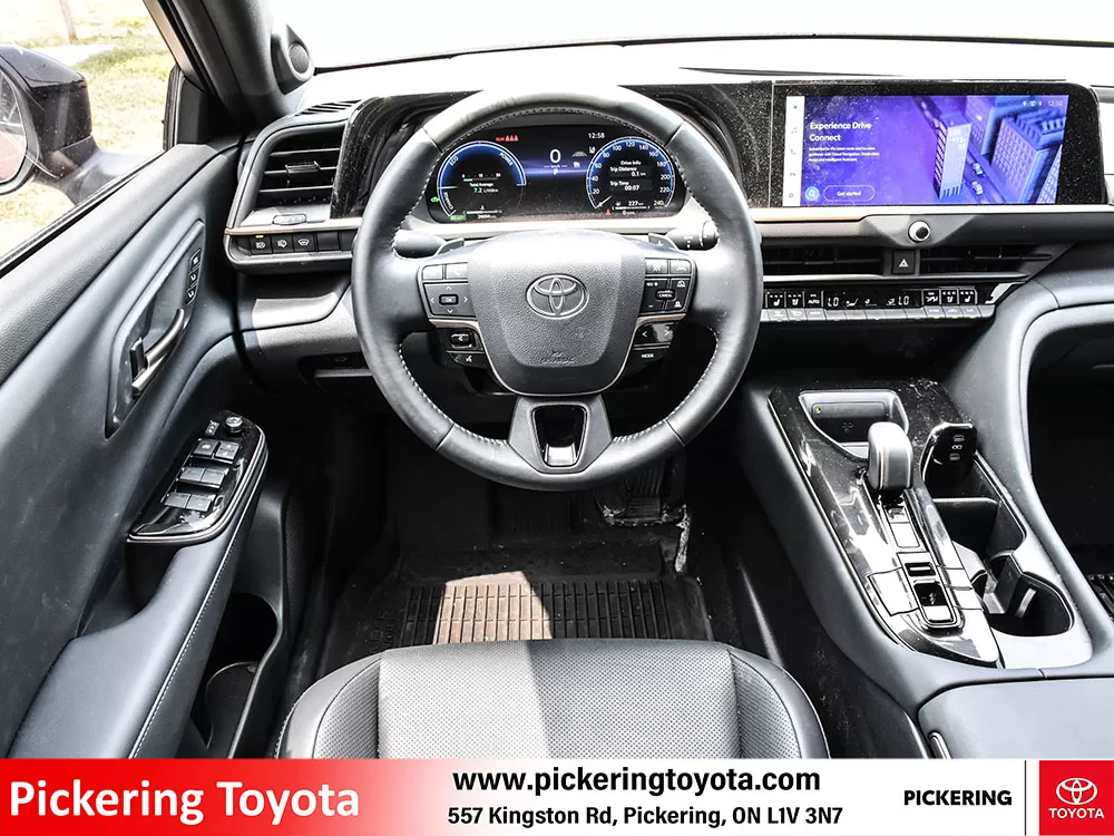 2025 Toyota Crown Signia Limited