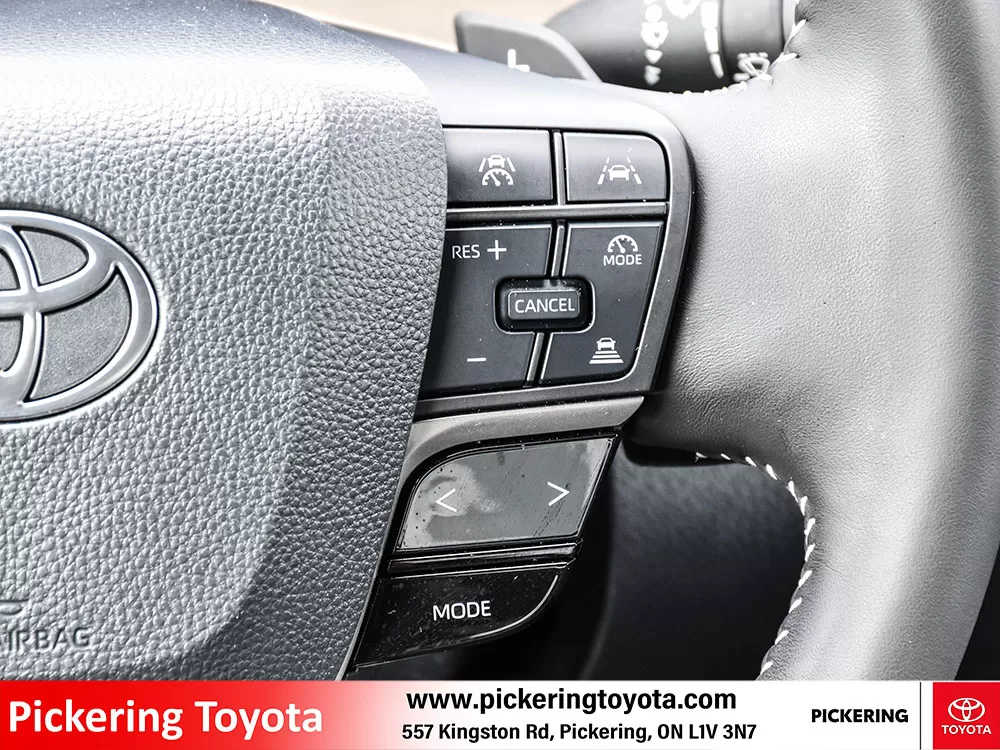 2025 Toyota Camry Hybrid SE