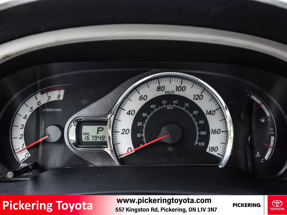 2011 Toyota Sienna 5dr SE 8-Pass FWD