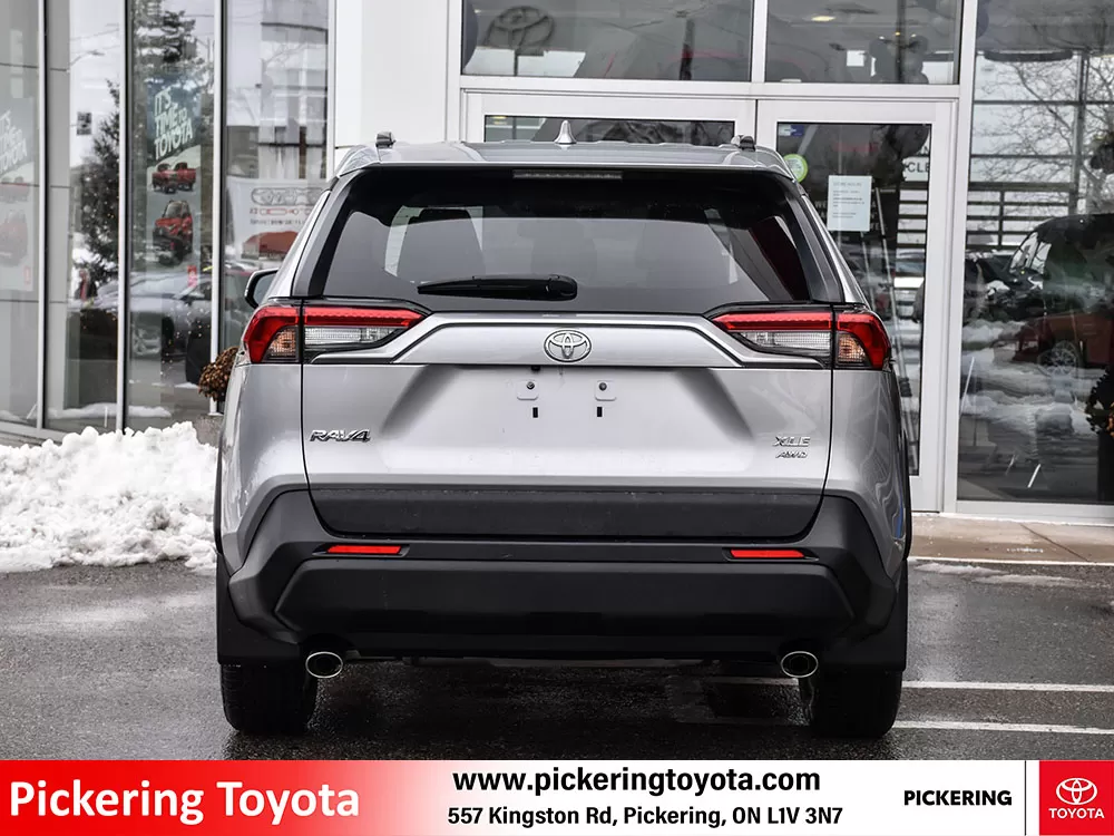 2021 Toyota RAV4 AWD 4DR XLE