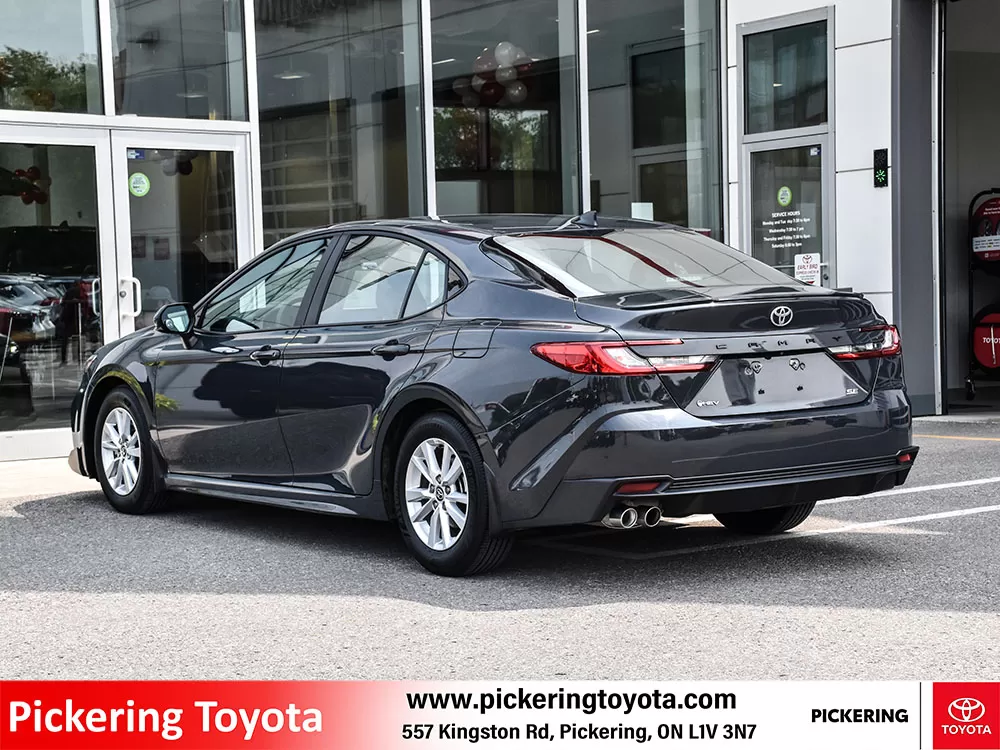 2025 Toyota Camry Hybrid SE