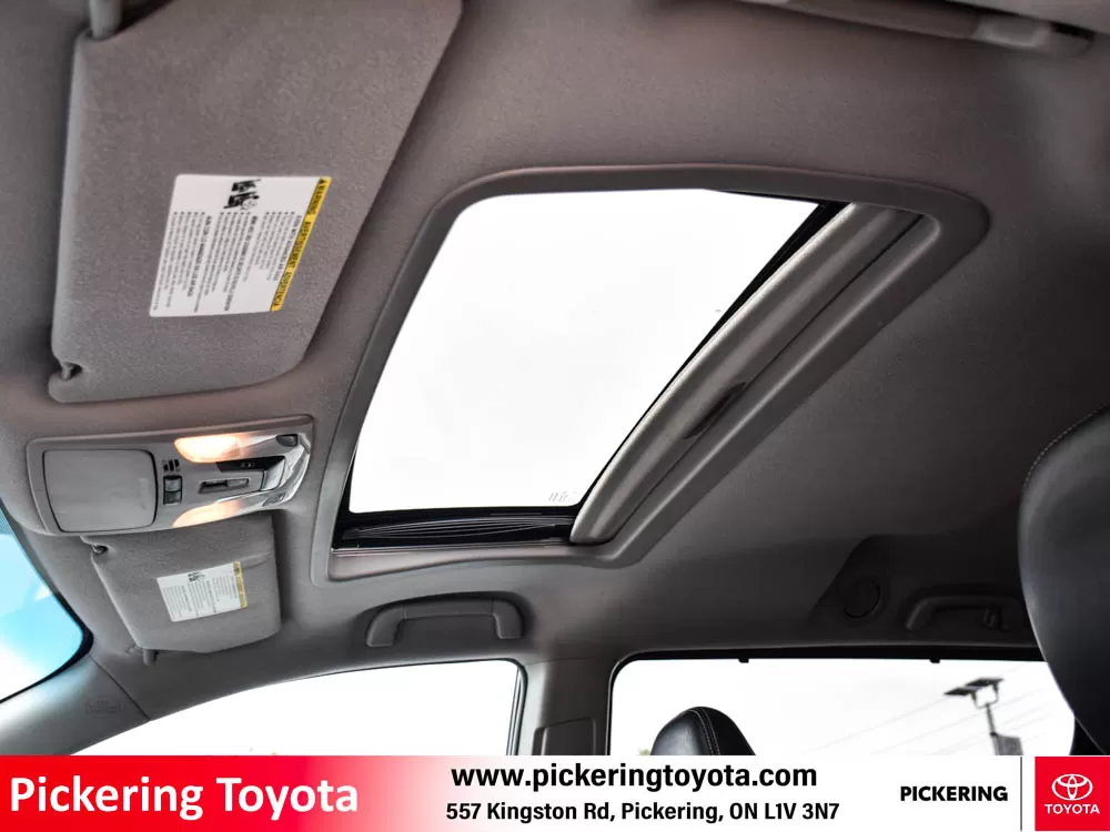 2011 Toyota Sienna 5dr SE 8-Pass FWD