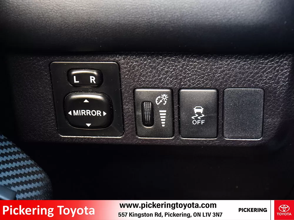 2015 Toyota RAV4 AWD 4DR Limited
