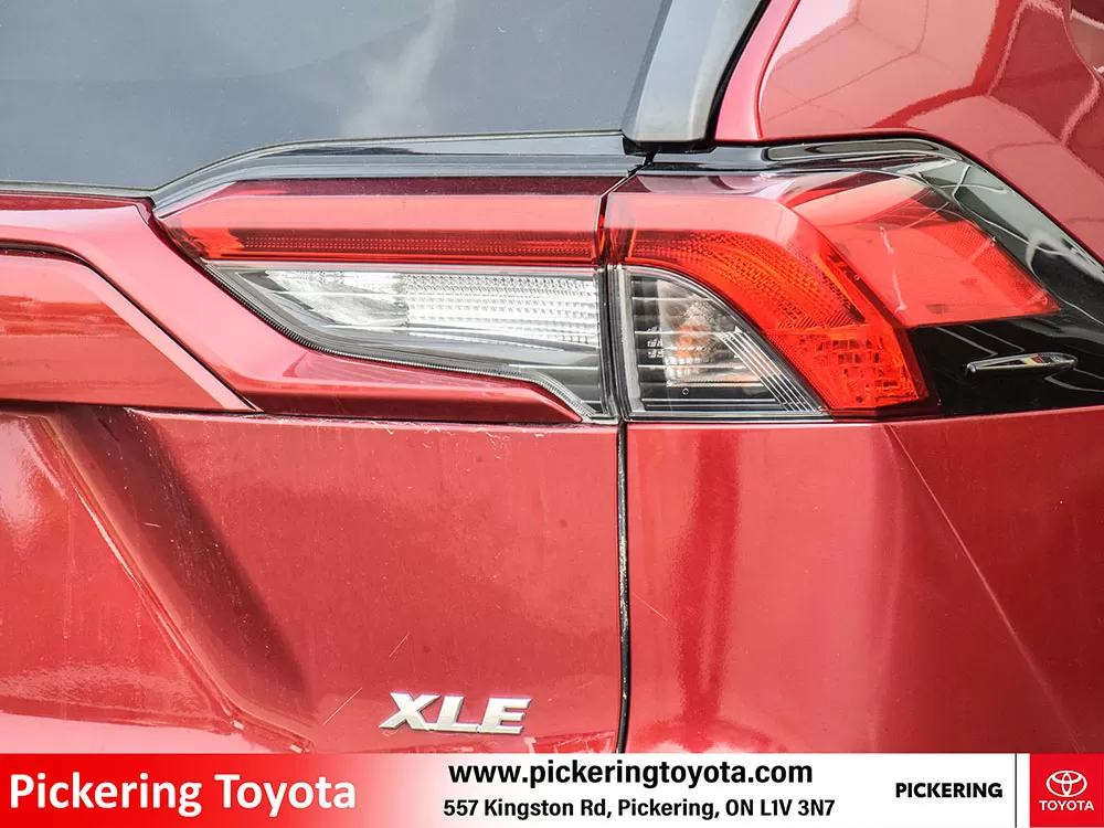 2019 Toyota RAV4 FWD 4DR XLE