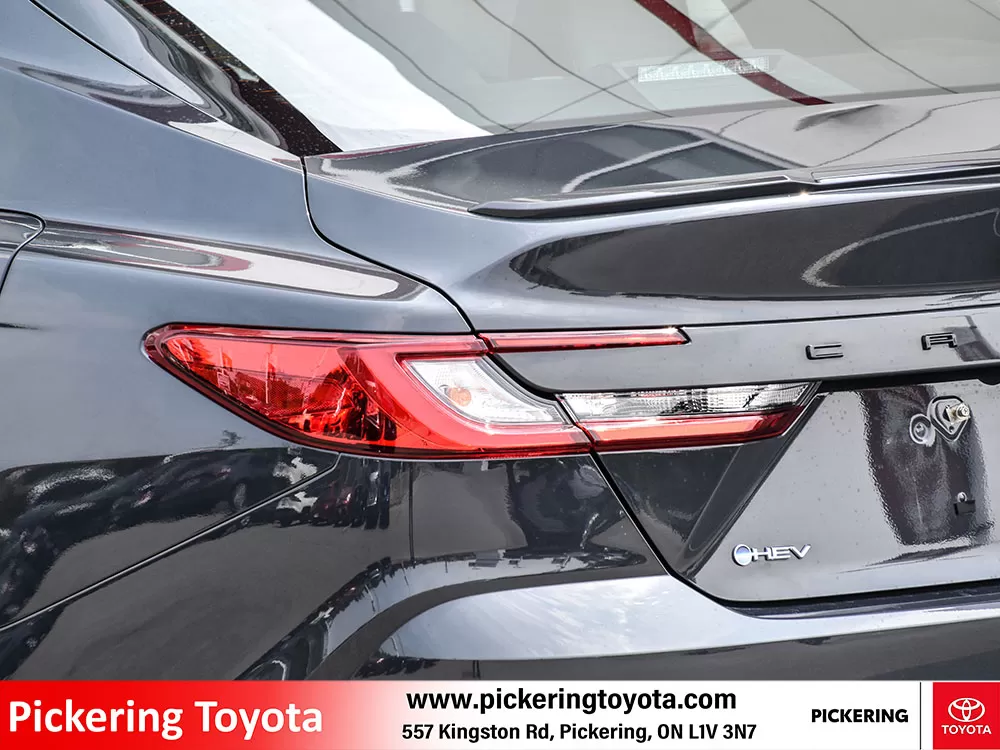 2025 Toyota Camry Hybrid SE