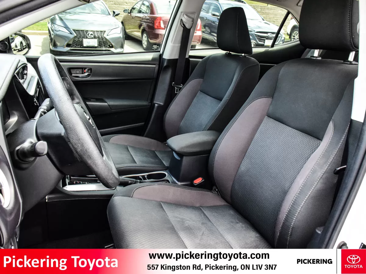 2017 Toyota Corolla 4dr Sdn CVT LE