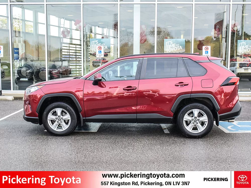 2019 Toyota RAV4 FWD 4DR XLE