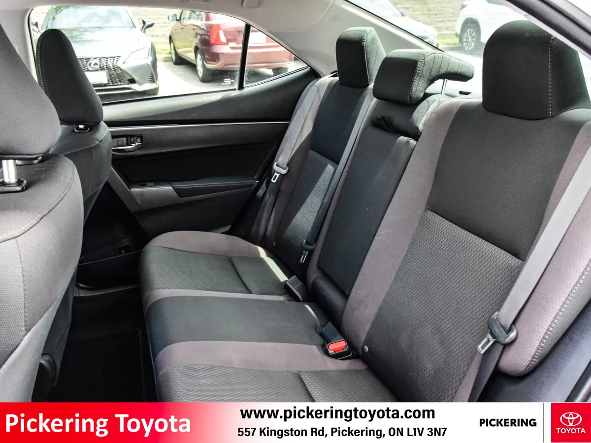 2017 Toyota Corolla 4dr Sdn CVT LE