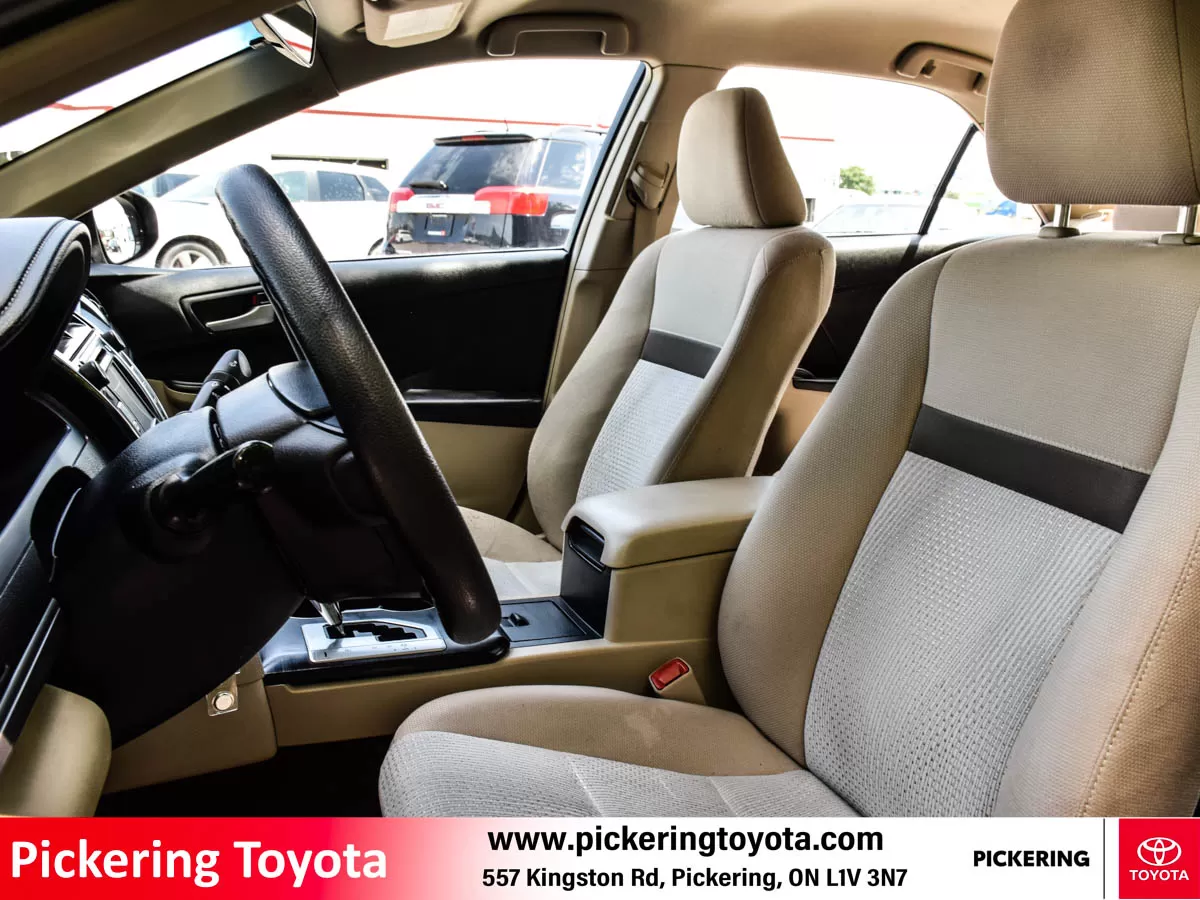 2012 Toyota Camry 4dr Sdn I4 Auto LE