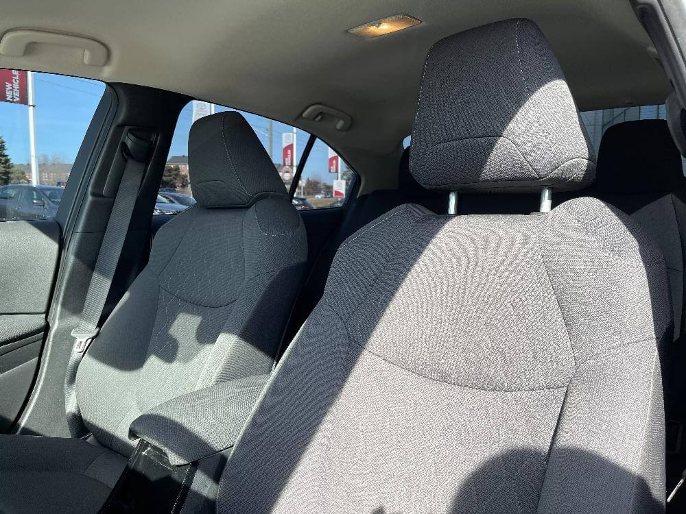 2022 Toyota Corolla 4dr Sdn CVT LE