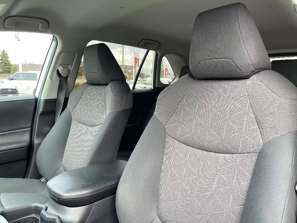 2019 Toyota RAV4 FWD 4dr LE