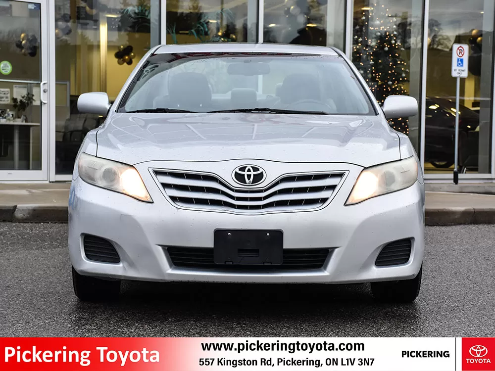 2010 Toyota Camry 4dr Sdn I4 Auto LE