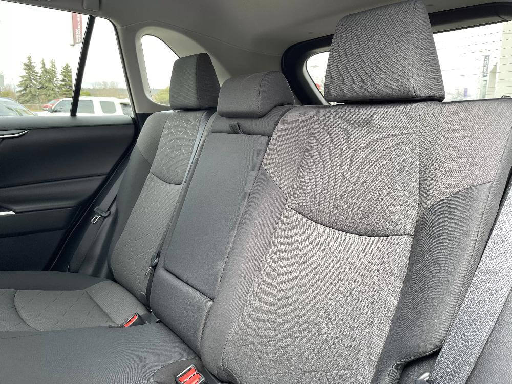 2019 Toyota RAV4 FWD 4dr LE