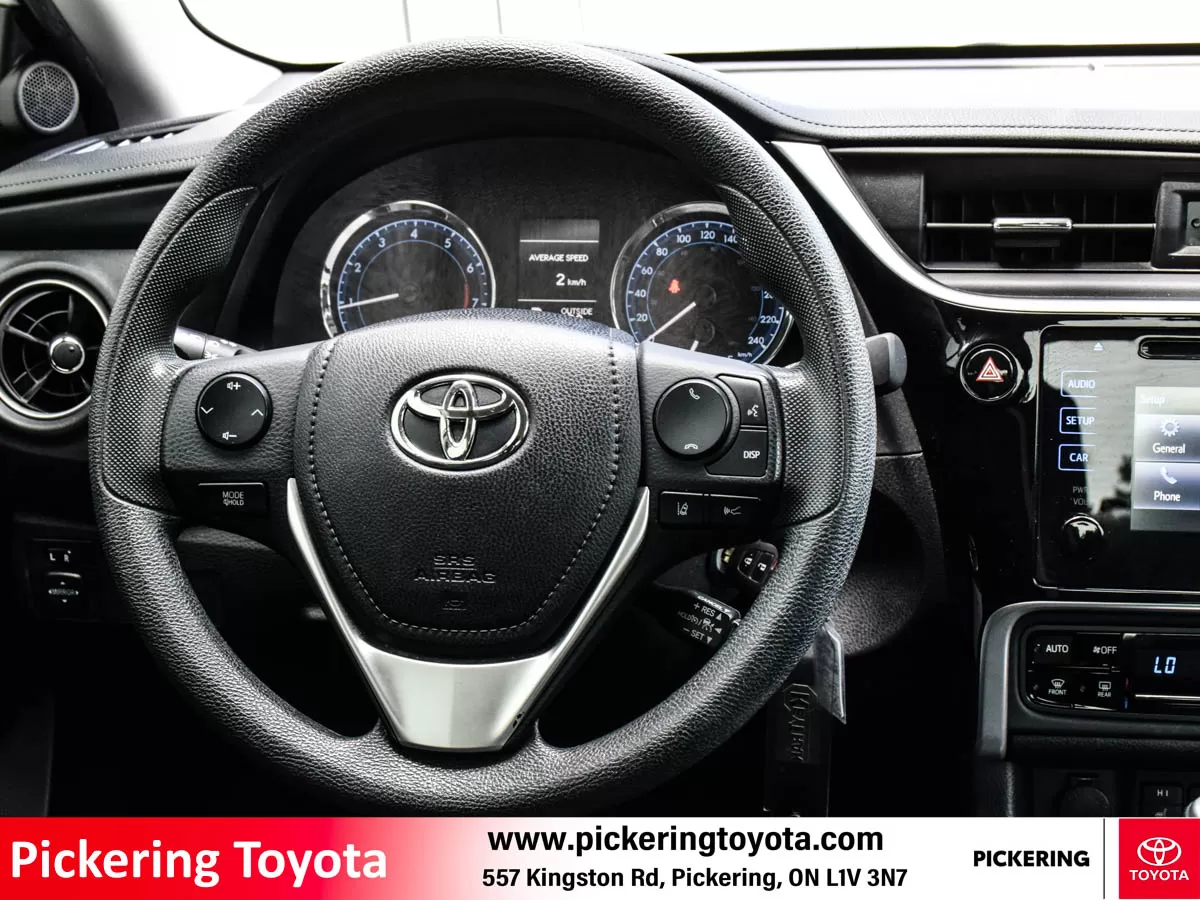 2017 Toyota Corolla 4dr Sdn CVT LE