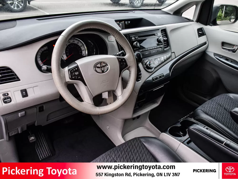 2011 Toyota Sienna 5dr SE 8-Pass FWD