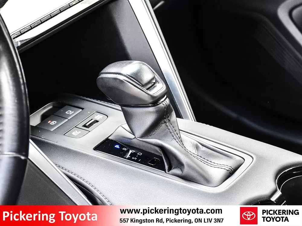 2022 Toyota Venza LE